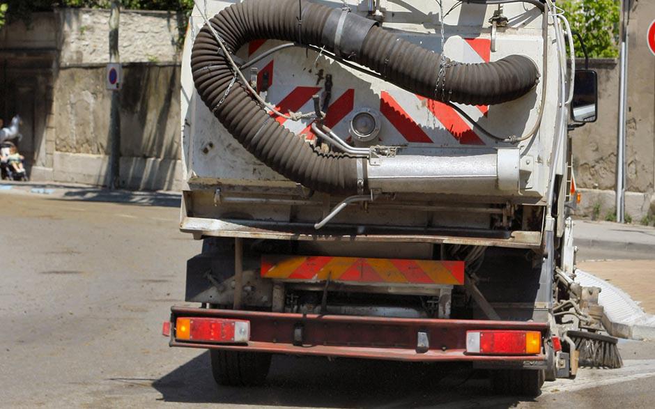 déboucher canalisation egout Élancourt